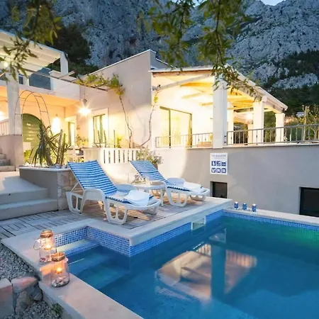Holiday home Rita